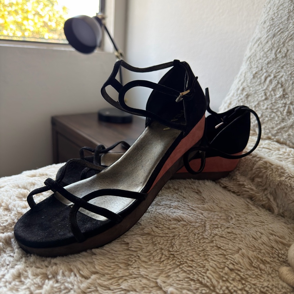 Elegant Black and Pink Strappy Sandals